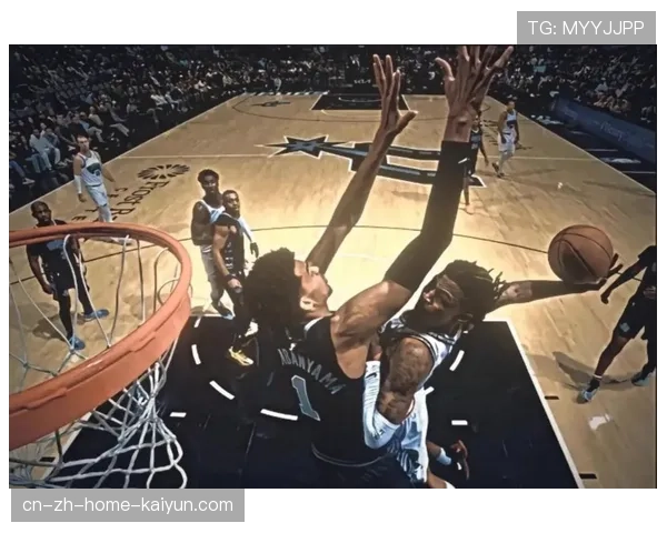 文班亚马后卫式运球推进 无位置篮球颠覆传统分工